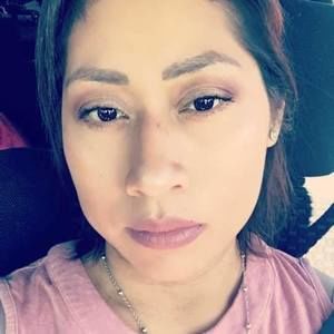 Meet your Posher, Leticia